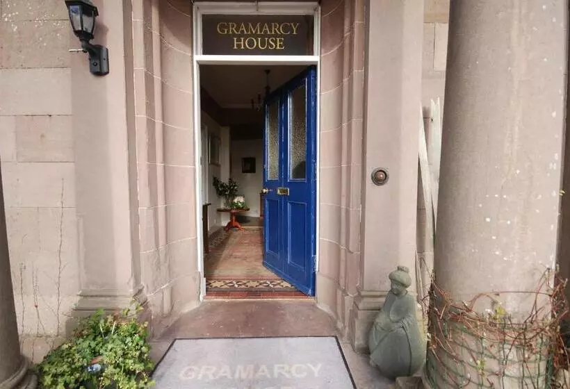 ベッドアンドブレックファースト Gramarcy House