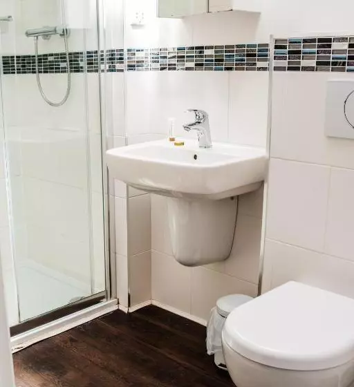 Mullions 51 B&b