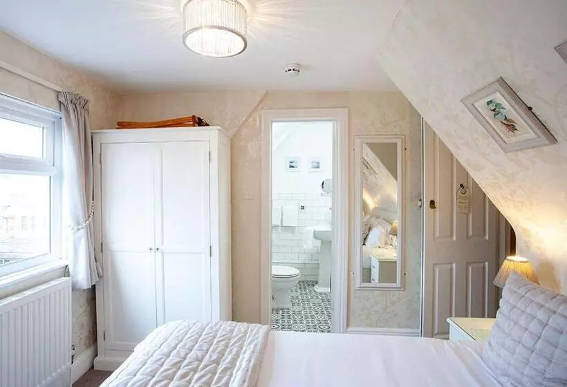 Aamiaismajoitus (B&B) The Castleton