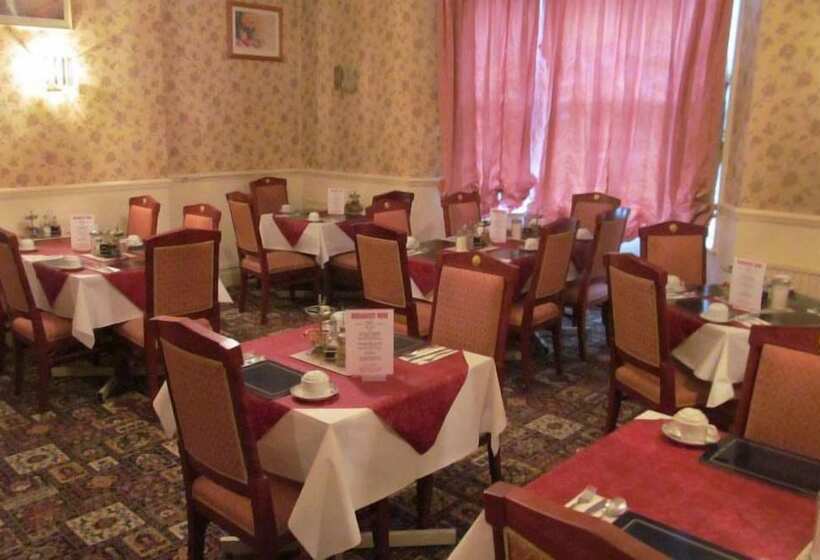 Bed and Breakfast The Pines Guest Accommodation