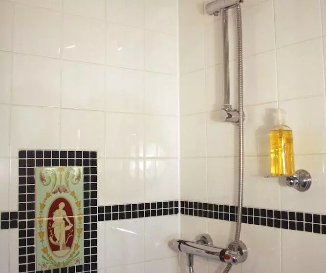 Bed and Breakfast The Telstar