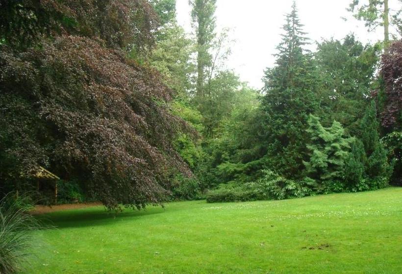 בית מלון כפרי Deanwater