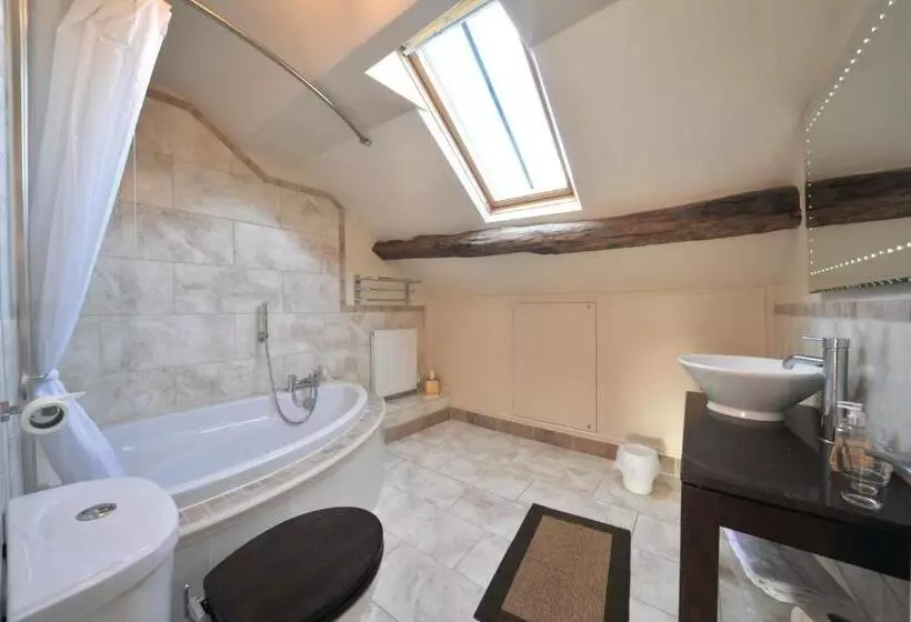 Hotel Priory
