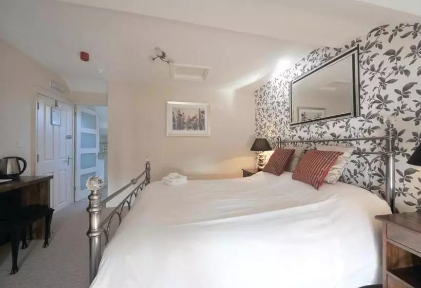 Hotel Priory