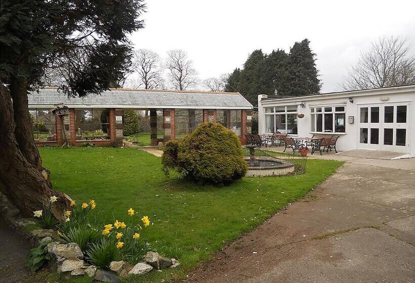 בית מלון כפרי The Lowenac