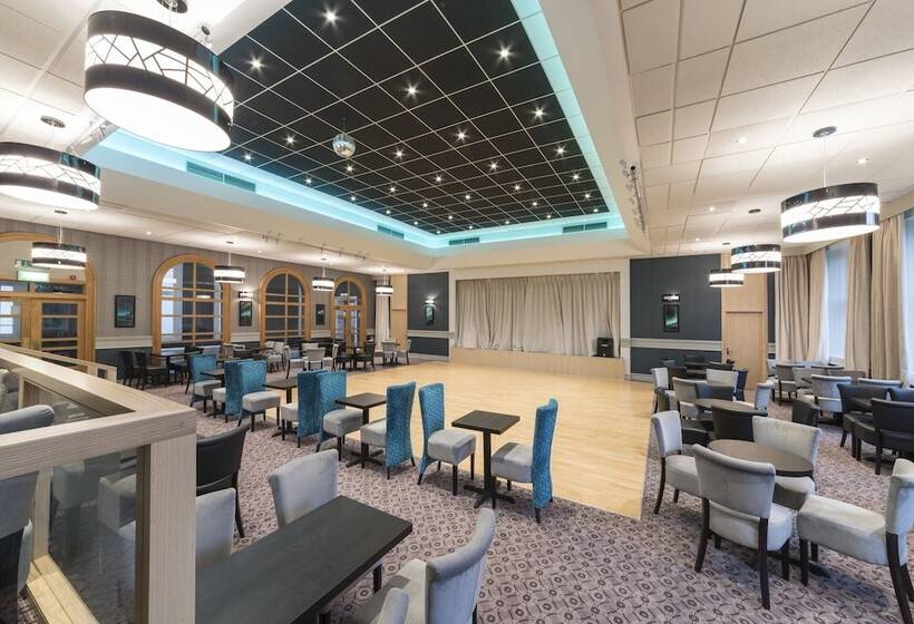 בית מלון כפרי The Waverley Castle