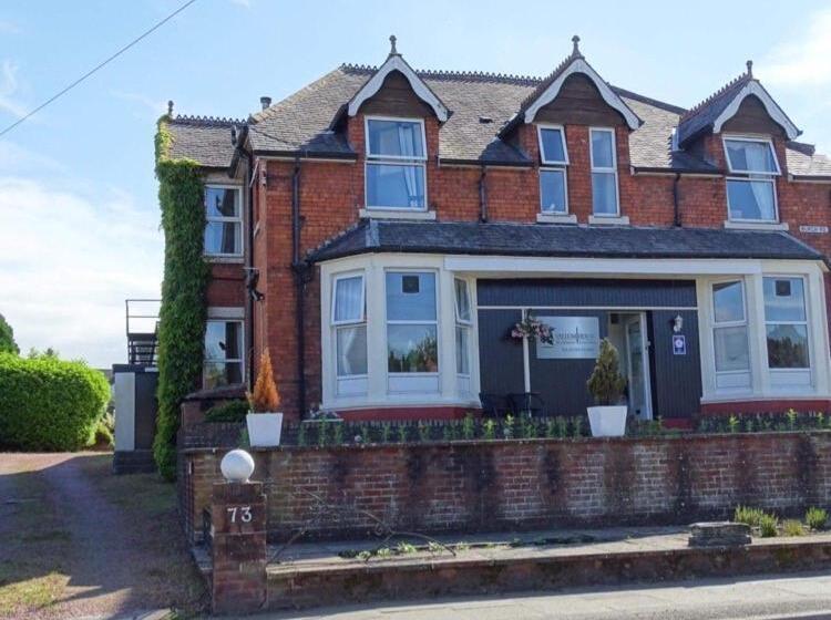 فندق Vallum House