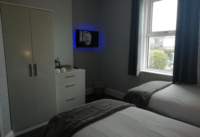 فندق Vallum House