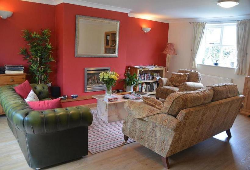 Tasman Bed And Breakfast