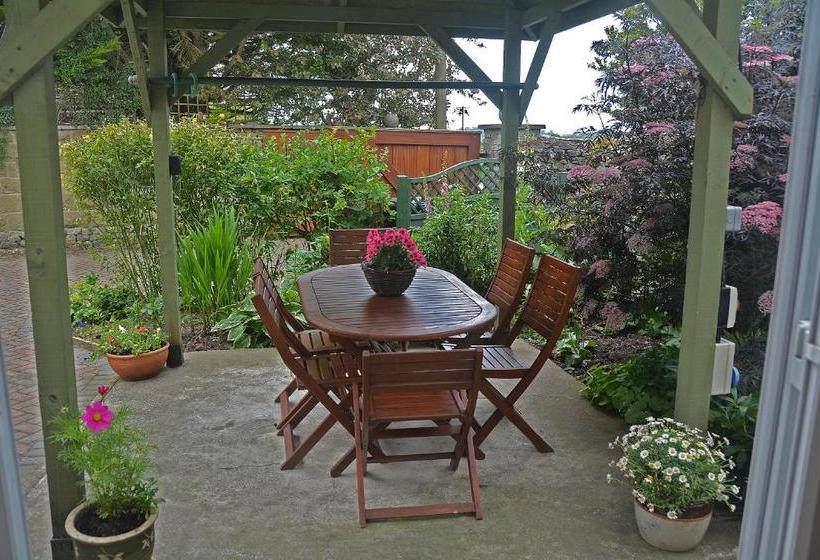 Tasman Bed And Breakfast