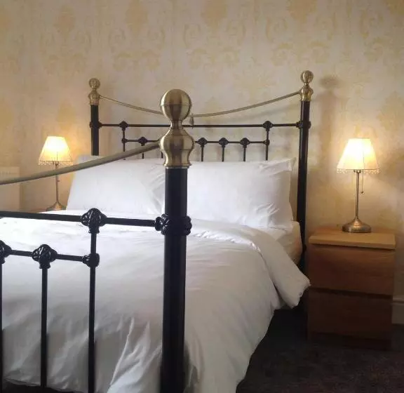 تختخواب و صبحانه Haversham House  Adults Only