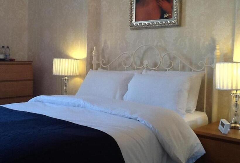 צימר Haversham House Adults Only