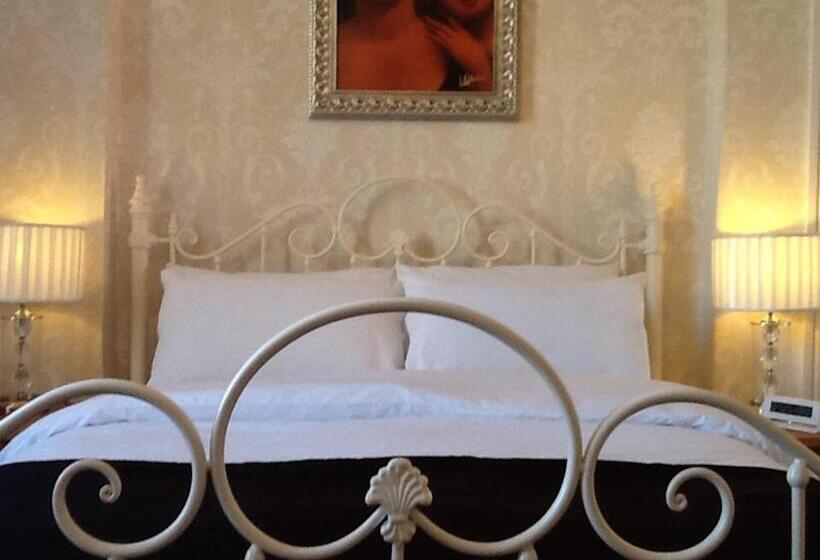 צימר Haversham House Adults Only