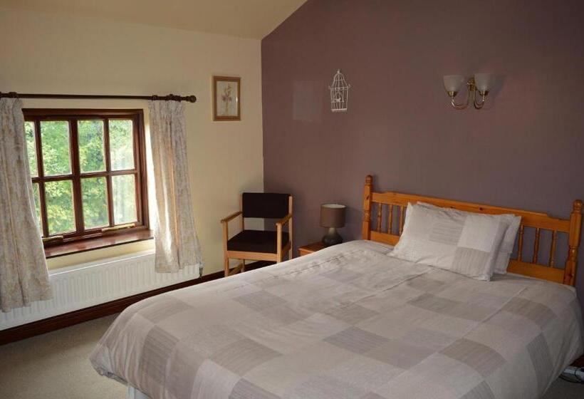 Bed and Breakfast Hopley House