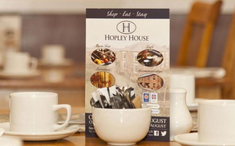 Bed and Breakfast Hopley House