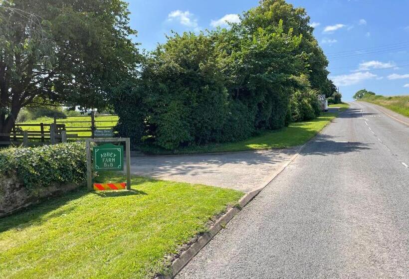 فندق Abbey Farm Bed And Breakfast