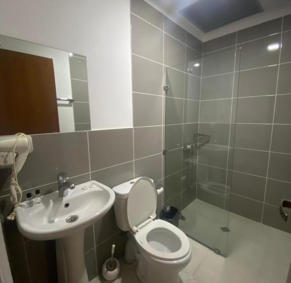 هتل Alazani Valley