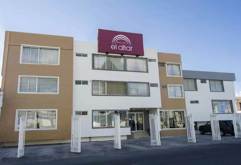 Hotel El Altar
