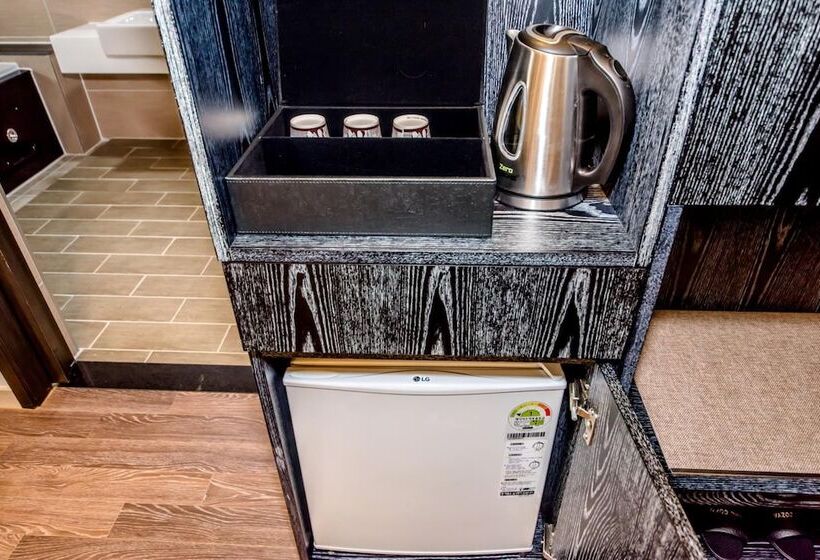 Seawater Spa Hotel Coza