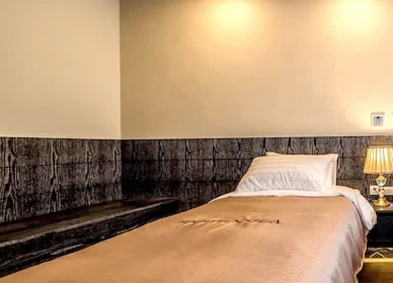 Seawater Spa Hotel Coza