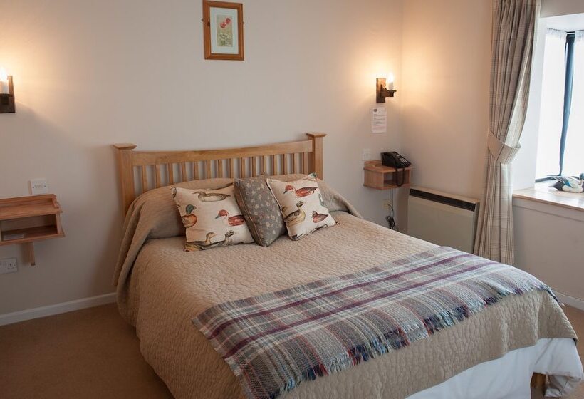 Отель The Langton Arms