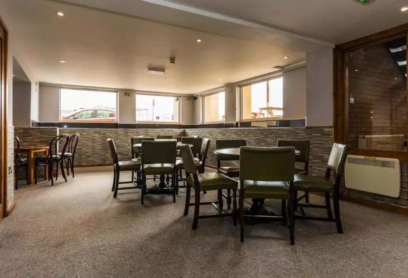 Hotelli The Sandringham