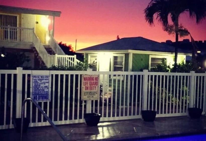 فندق على الطريق The Palms On Ocean