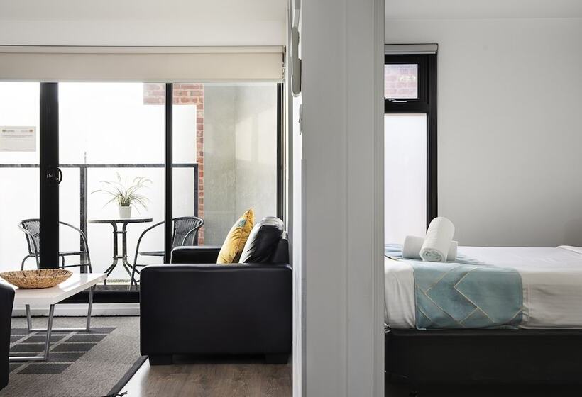 Rnr Serviced Apartments North Melbourne