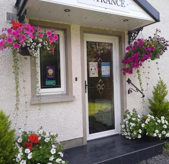 The Laurels Bed & Breakfast Lodge