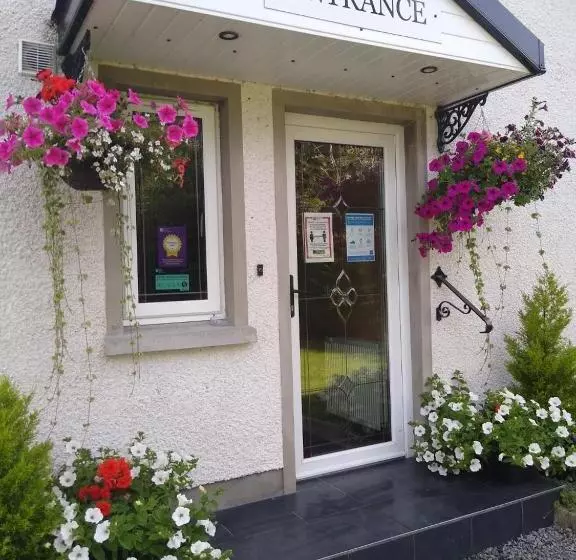 The Laurels Bed & Breakfast Lodge