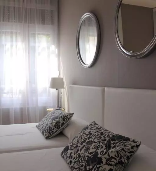 7 Moons Bed & Breakfast