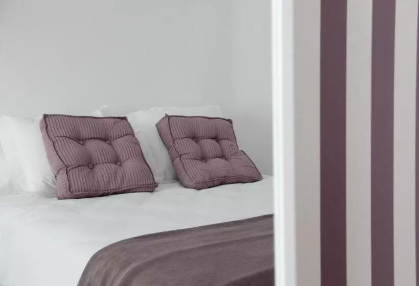 7 Moons Bed & Breakfast