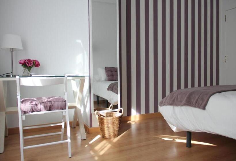 7 Moons Bed & Breakfast