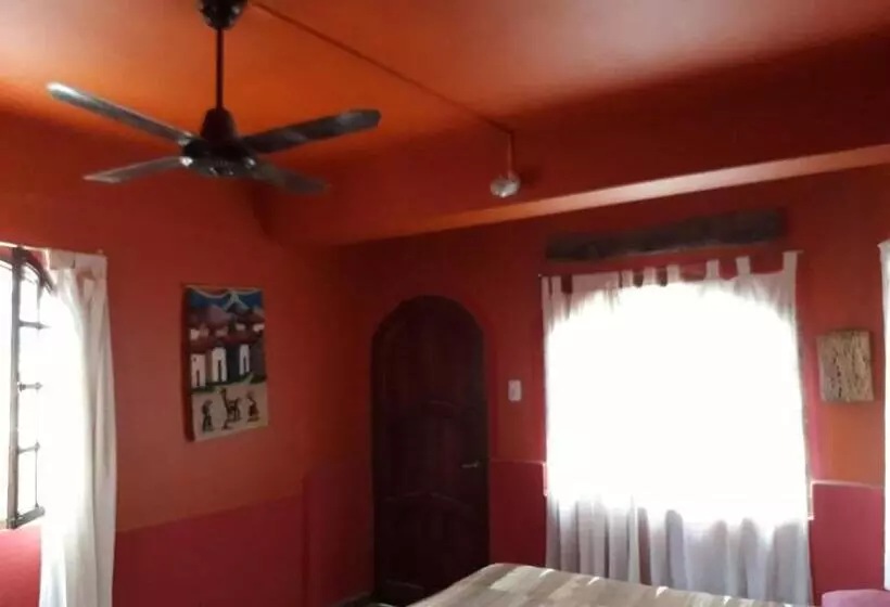 Carnavalito Hostel Tilcara