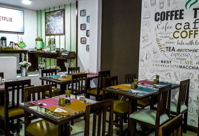 ホテル Ficoa  Real Suites