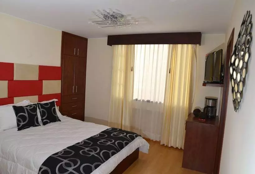 ホテル Ficoa  Real Suites