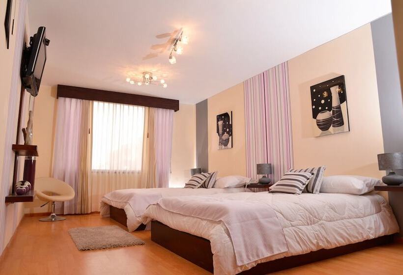 ホテル Ficoa  Real Suites