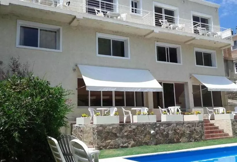 هتل Hosteria Arenas
