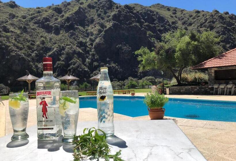 ホテル Paso Del Cóndor