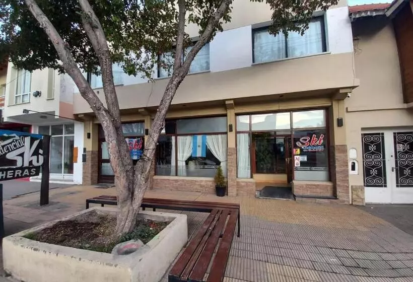 ホテル Residencial Ski