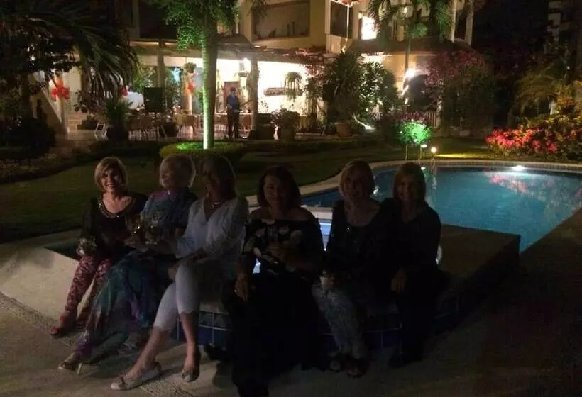 تختخواب و صبحانه Boutique Playa Canela Ecuador