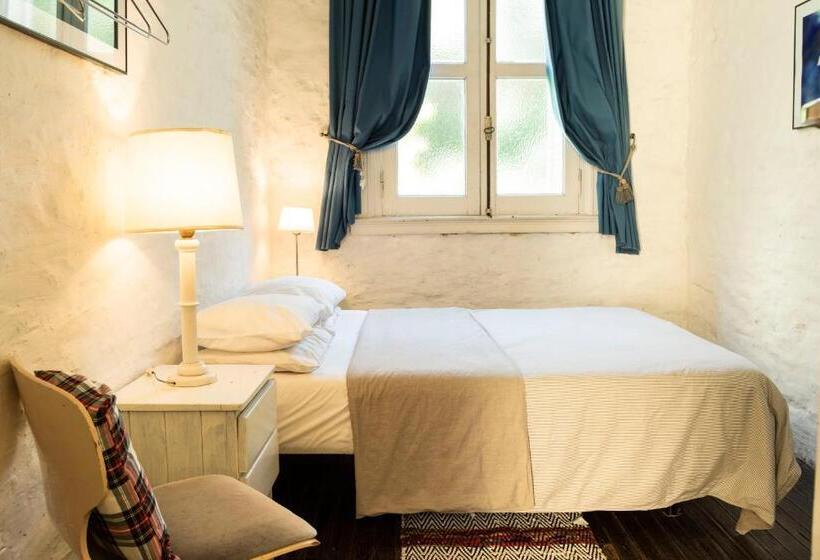 تختخواب و صبحانه Chillhouse