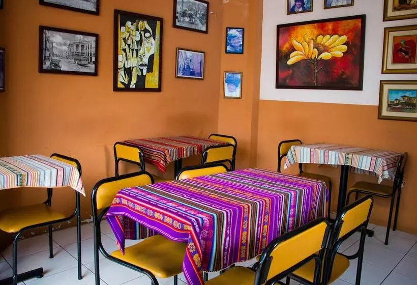 Dreamkapture Hostel Close To The Airport And Bus Terminal