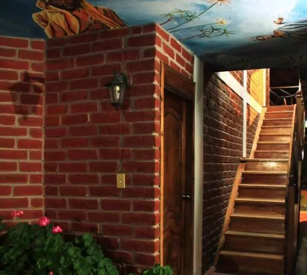 Great Hostels Backpackers