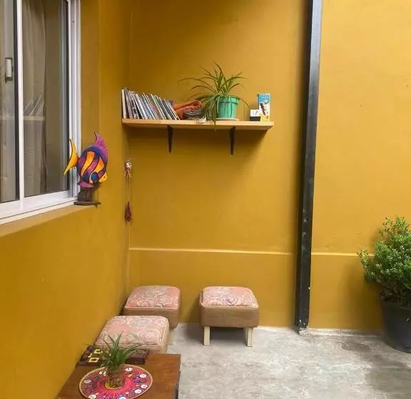 Hostel Avetaia