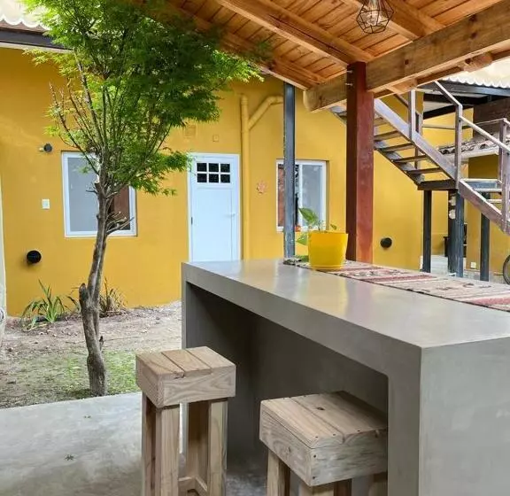 Hostel Avetaia