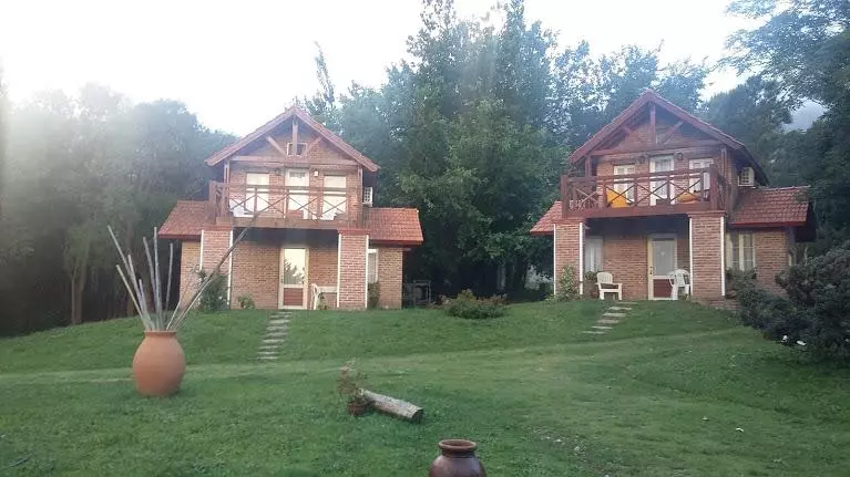 Hotelli Cabañas Dalga Inn