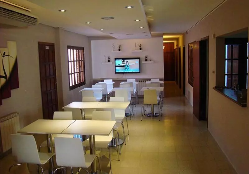 هتل Punta Lavalle