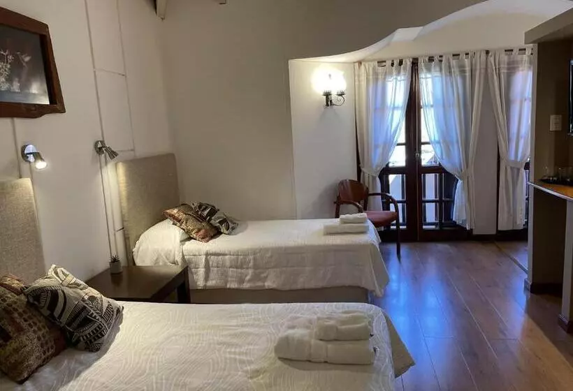 هتل Santa Catalina