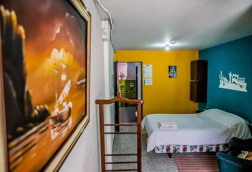 Minka Hostel